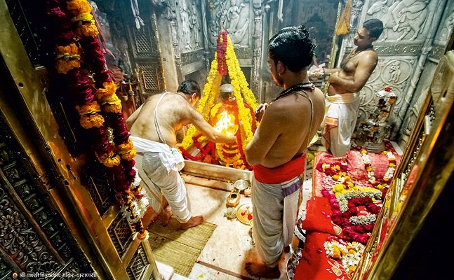 Maha Shivratri in Varanasi: A Spiritual Journey to the City of Shiva